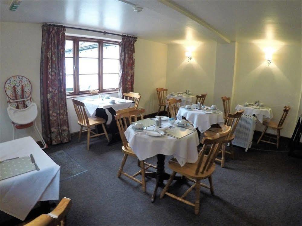 The Talbot Inn Much Wenlock Bagian luar foto